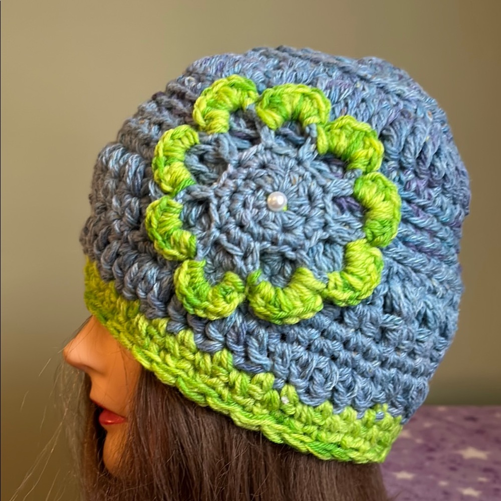 Crochet soft wool flower beanie medium new